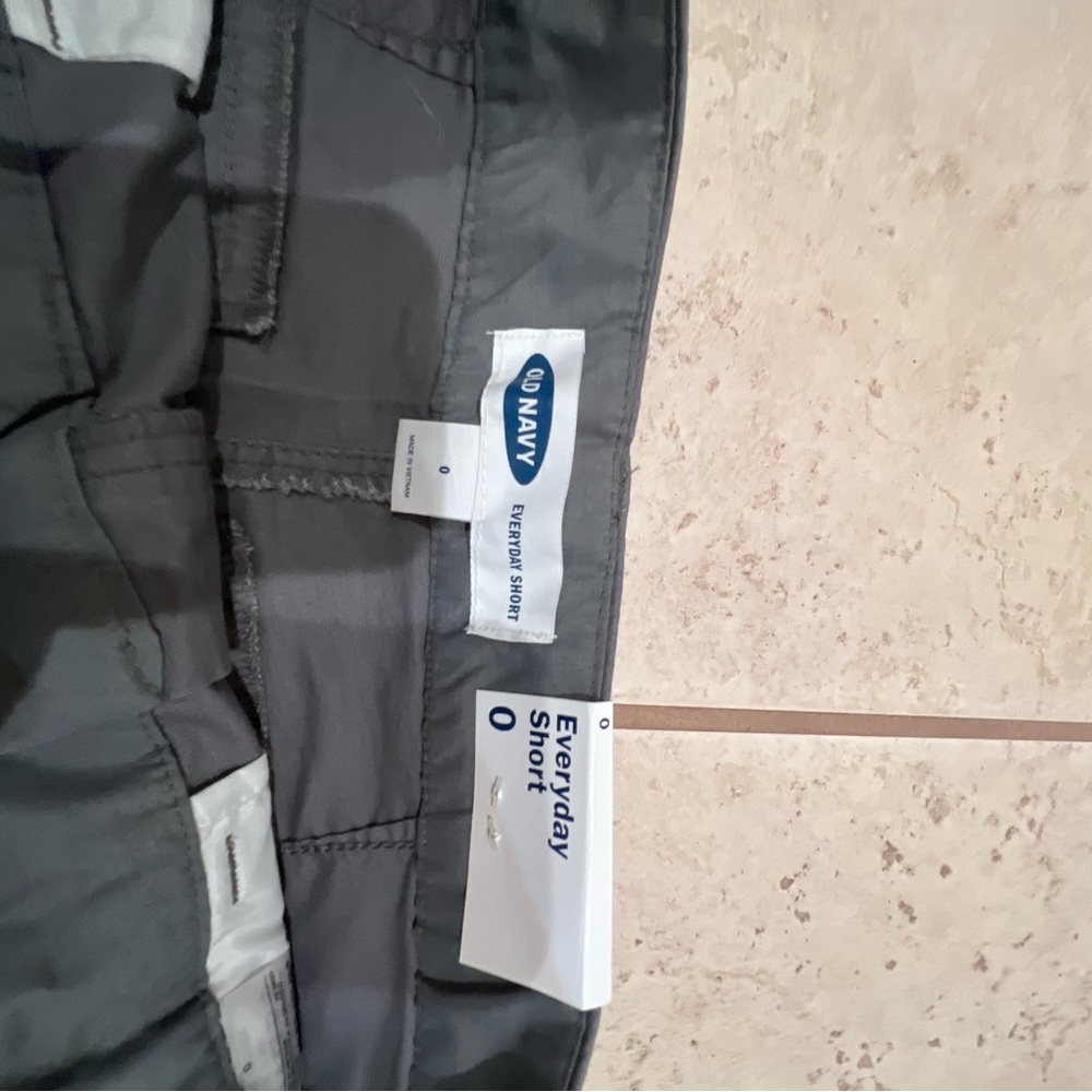 3 pairs 1 NWT Old Navy ladies shorts yellow grey sz 0 - Picture 5 of 6